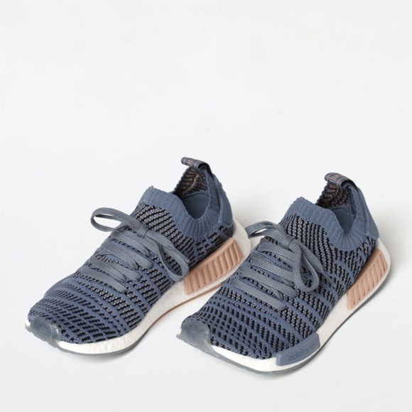 {adidas} NMD R1 - Picture 2 of 4